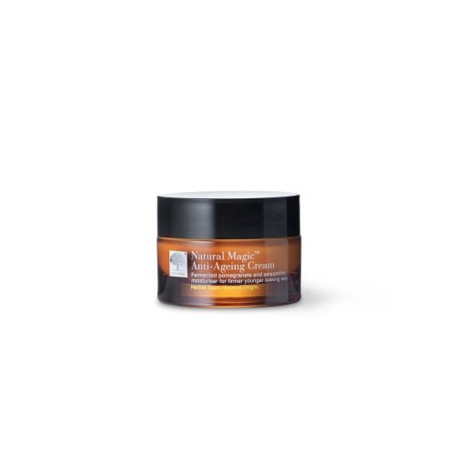 NEW NORDIC NATURAL MAGIC PÄEVA- JA ÖÖKREEM VANANEMISVASTANE 50ML